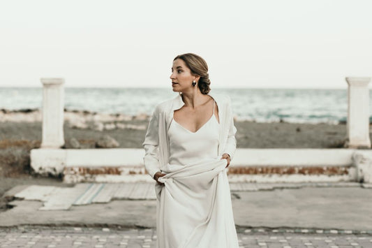 EL ABRIGO POR EL QUE TE QUERRÁS CASAR EN INVIERNO — PORTADA