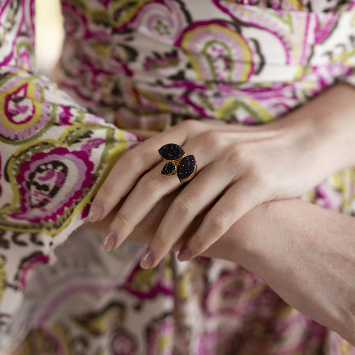 Anillo Grayas Drusa Negro