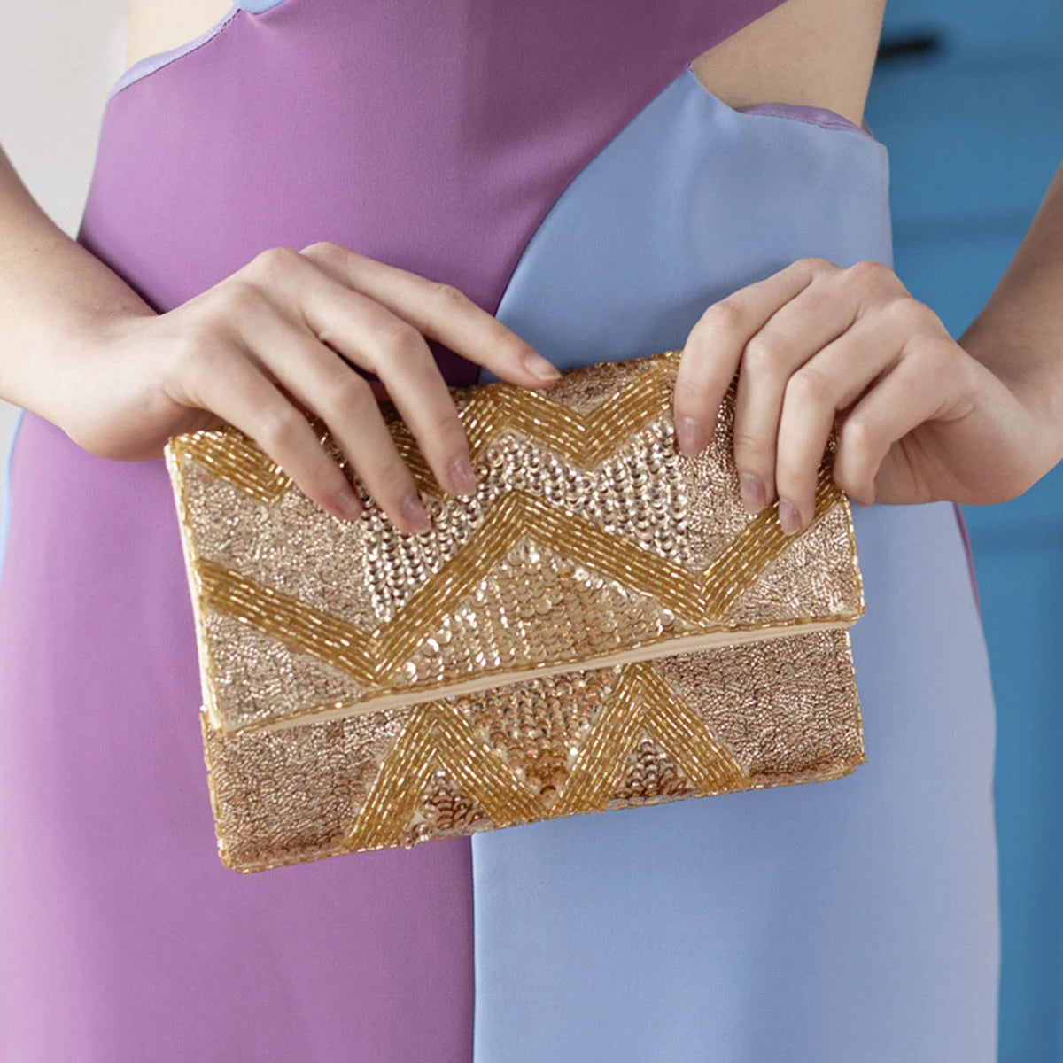 Bolso Sobre Brillio Dorado