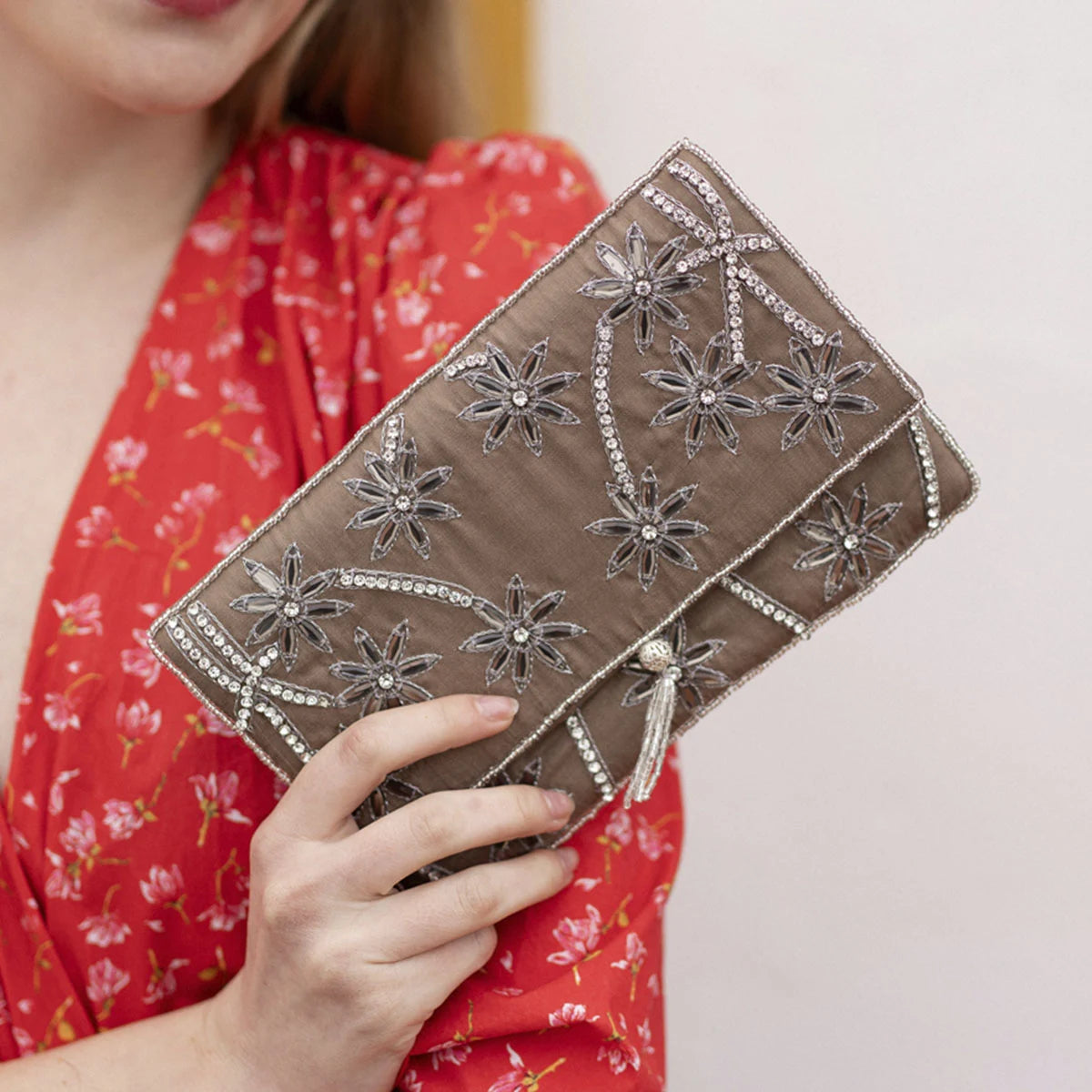 Bolso Sobre Gélida Plata Marrón