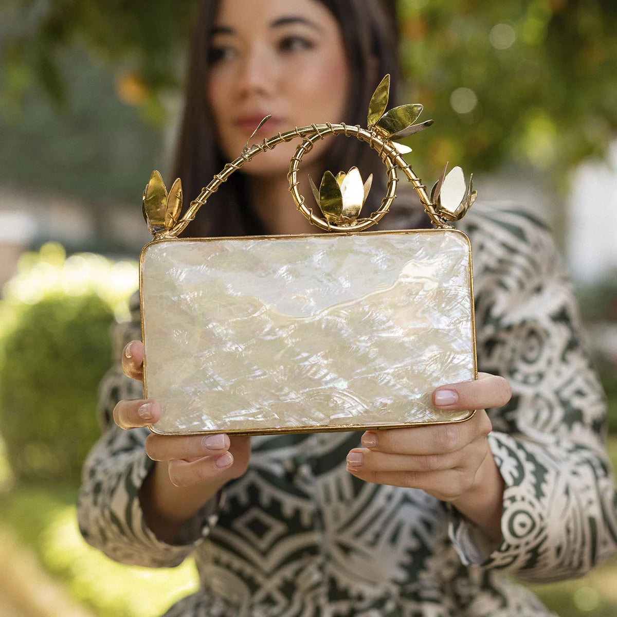 Clutch Deluxe Irrfan Nácar