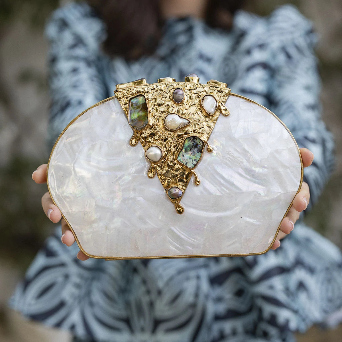 Clutch Deluxe Ecos de piedras Nácar