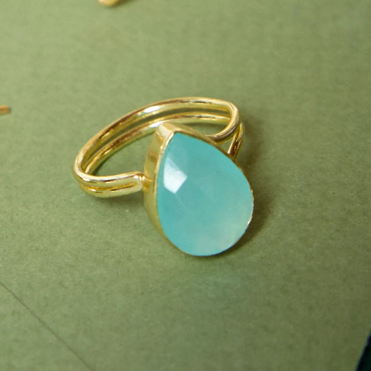 Anillo Caveto Pulida Azul agua