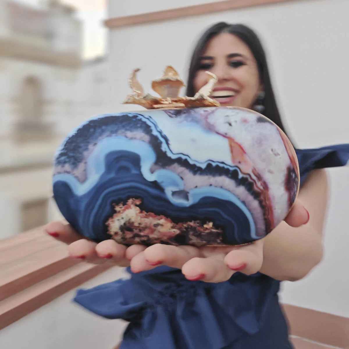 Bolso Ovalado Flor Garra Print Art Azul