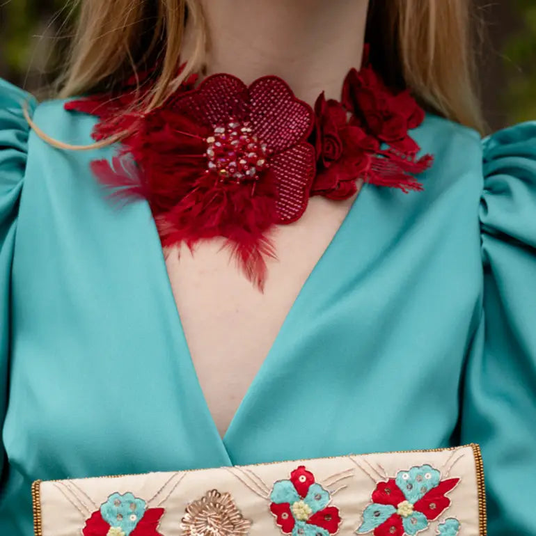 Bolso Sobre Carmesí Beige, Rojo y Azul Turquesa