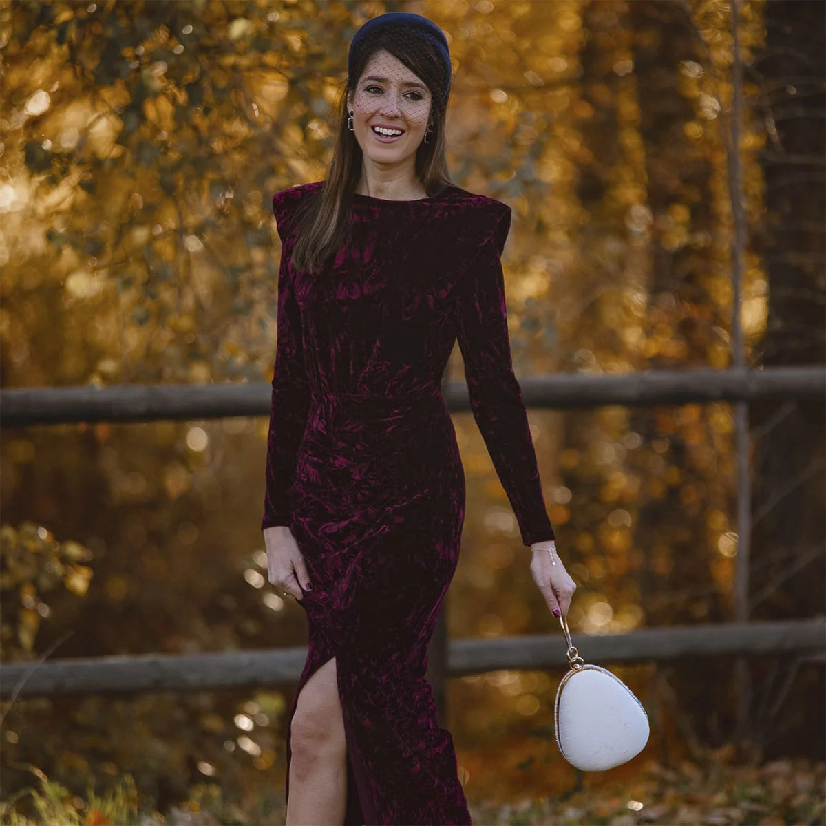 Bolso Huevo Mukan Azul Y Plata