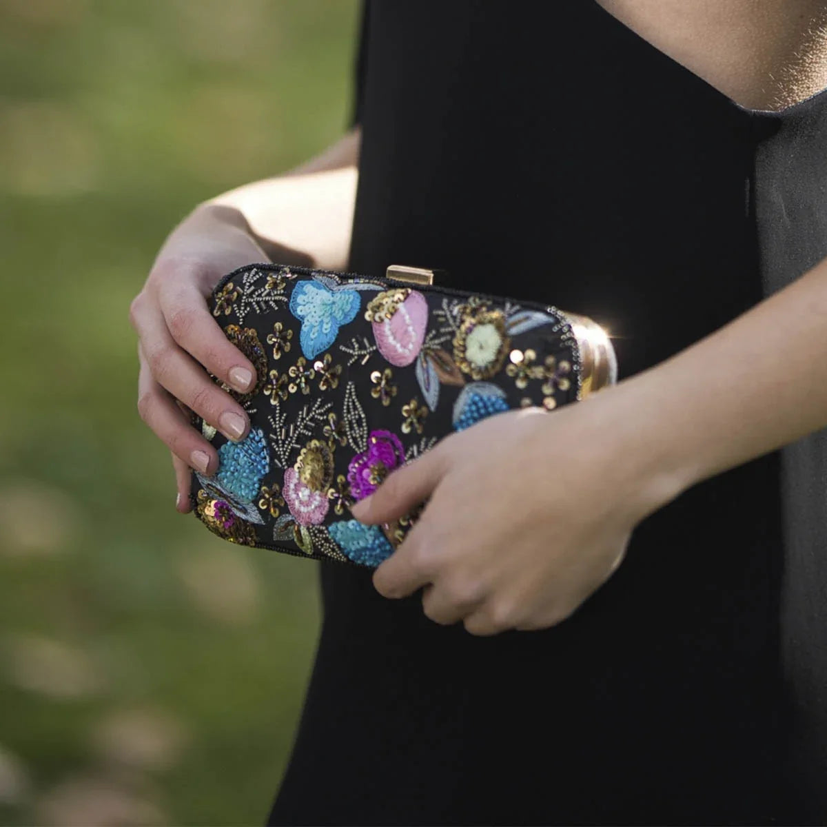 Bolso Kohima Negro, Fucsia y Azul
