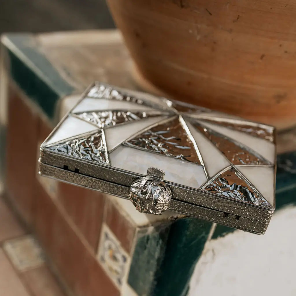 Clutch Deluxe Kochi Plata Nácar