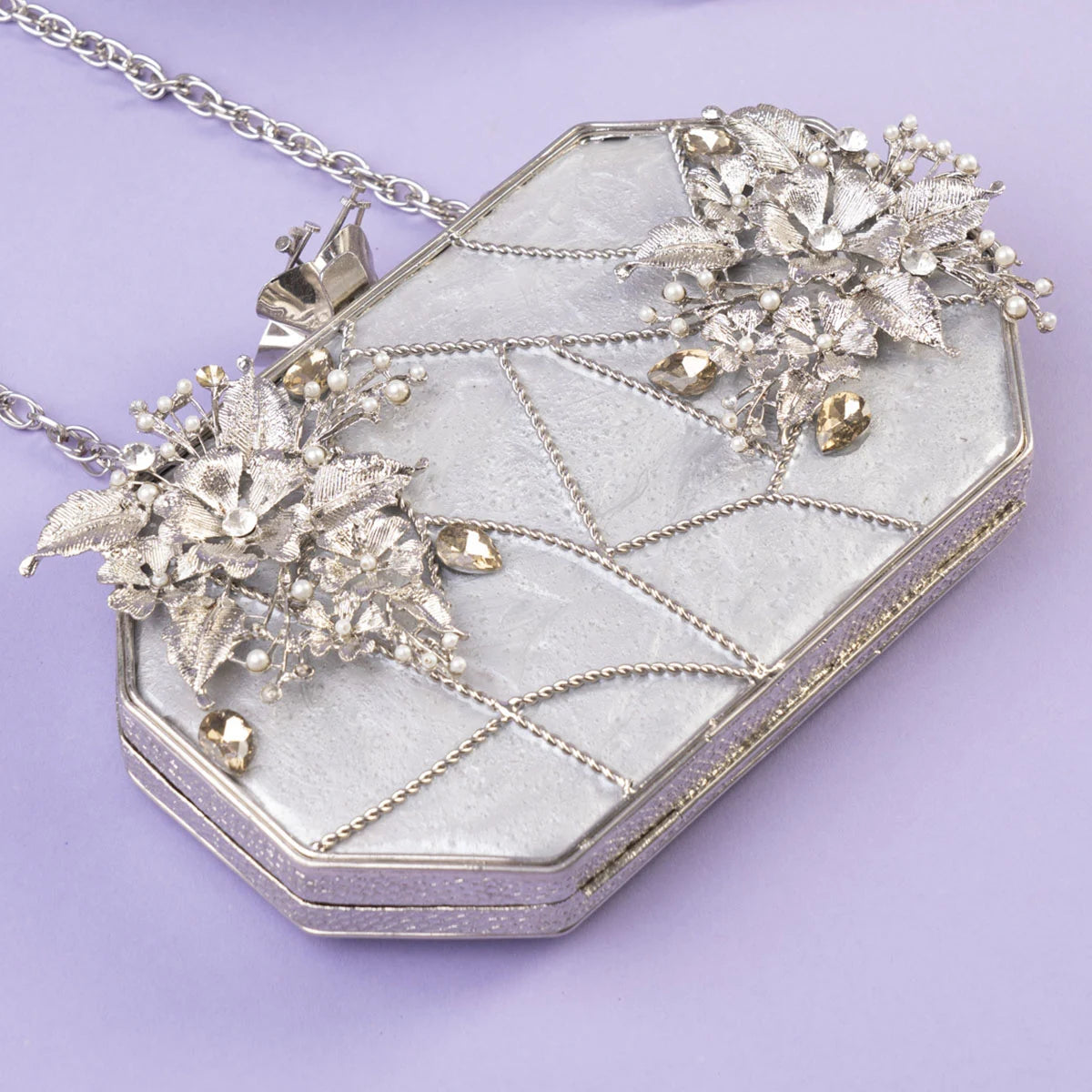 Zubin Deluxe Clutch Silver Gray