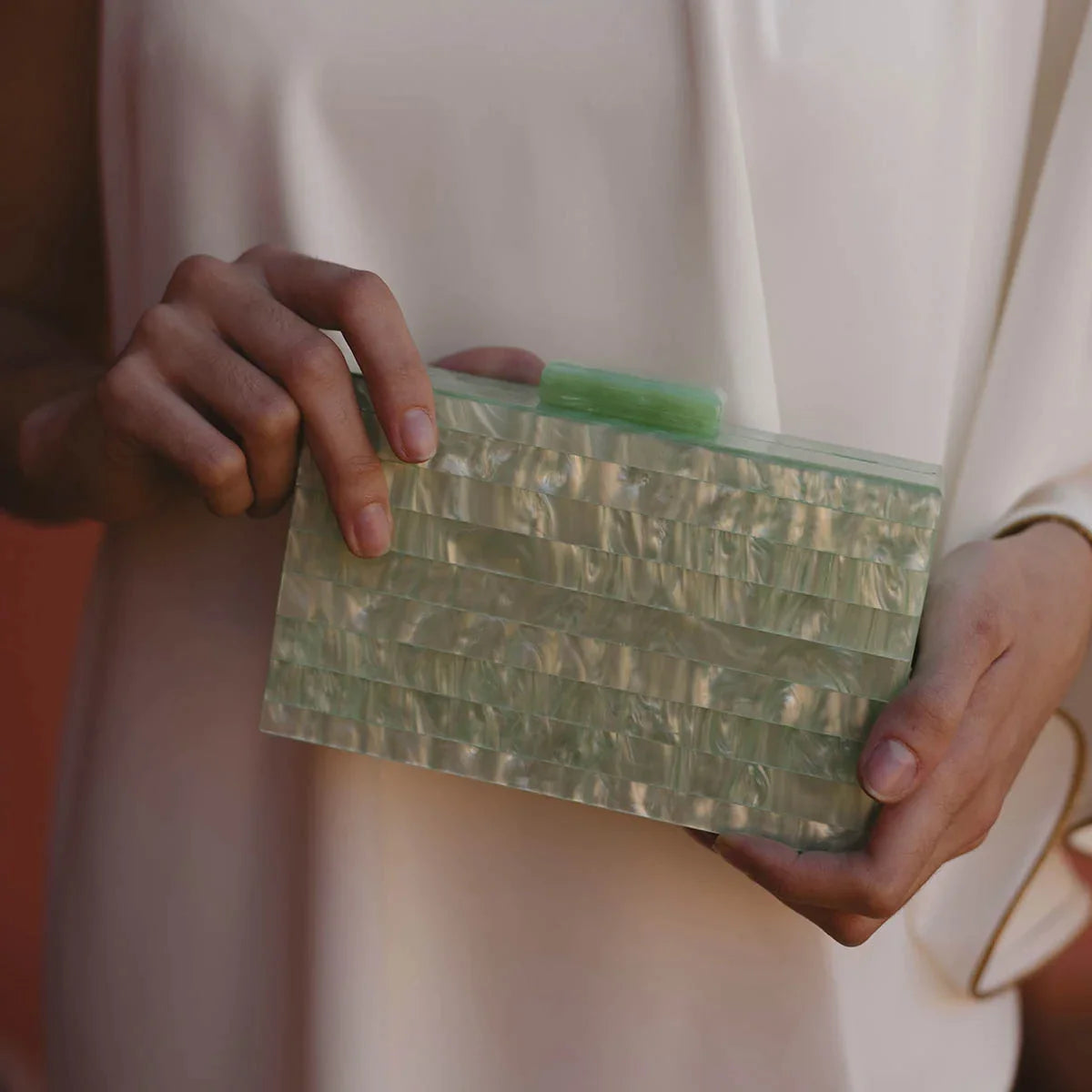 Clutch Elisa Verde claro