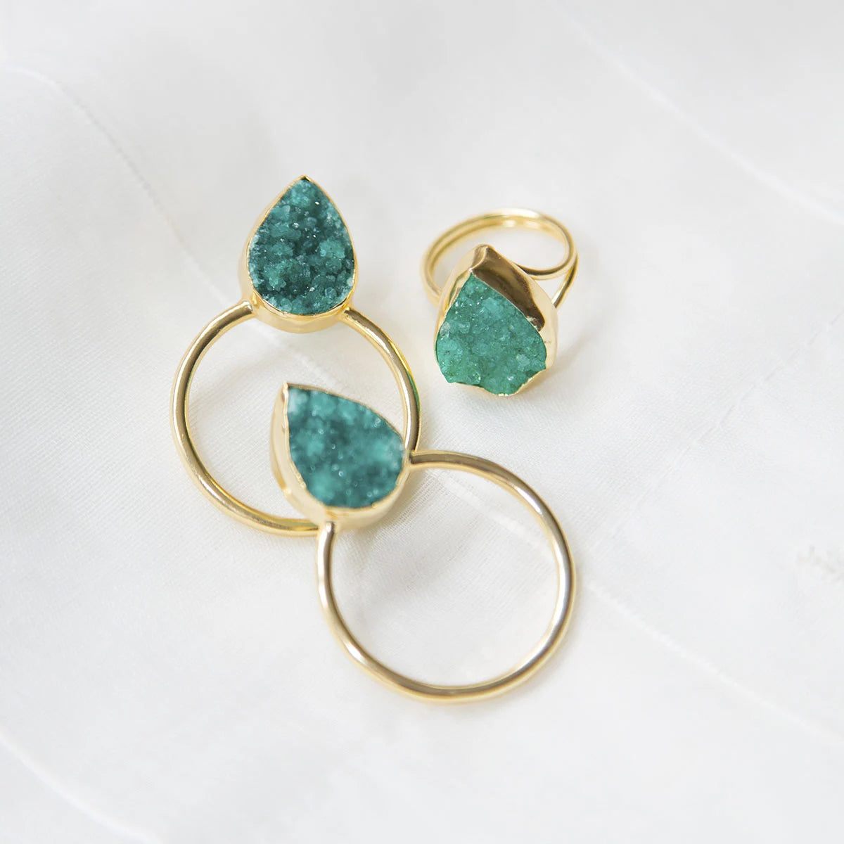 Conjunto Pendientes Mini Diwa Verde + Anillo Formentera Drusa Verde
