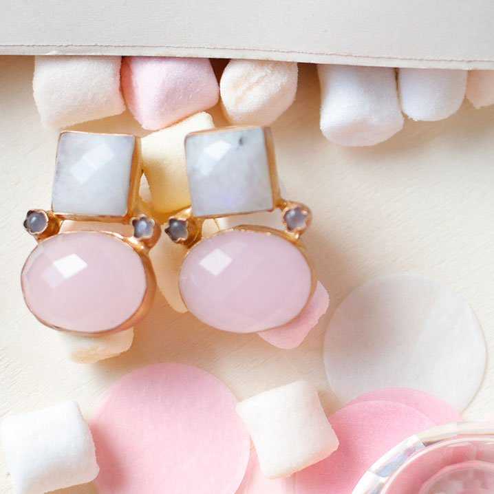 Pendientes Inma Piedra Lunar y Rosa claro