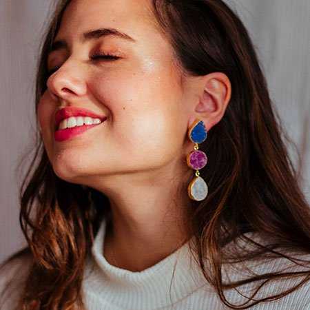 Pendientes Mademoiselle Azul. Fucsia y Blanco