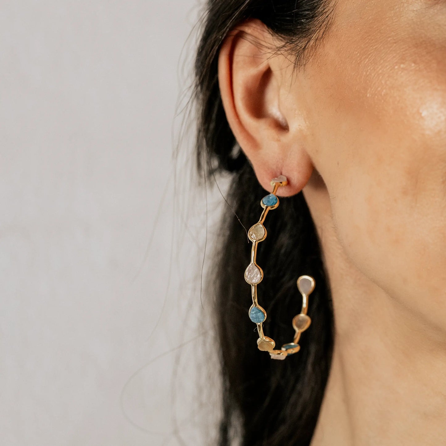 Pendientes Aros Aldar Blanco. Turquesa y Beige