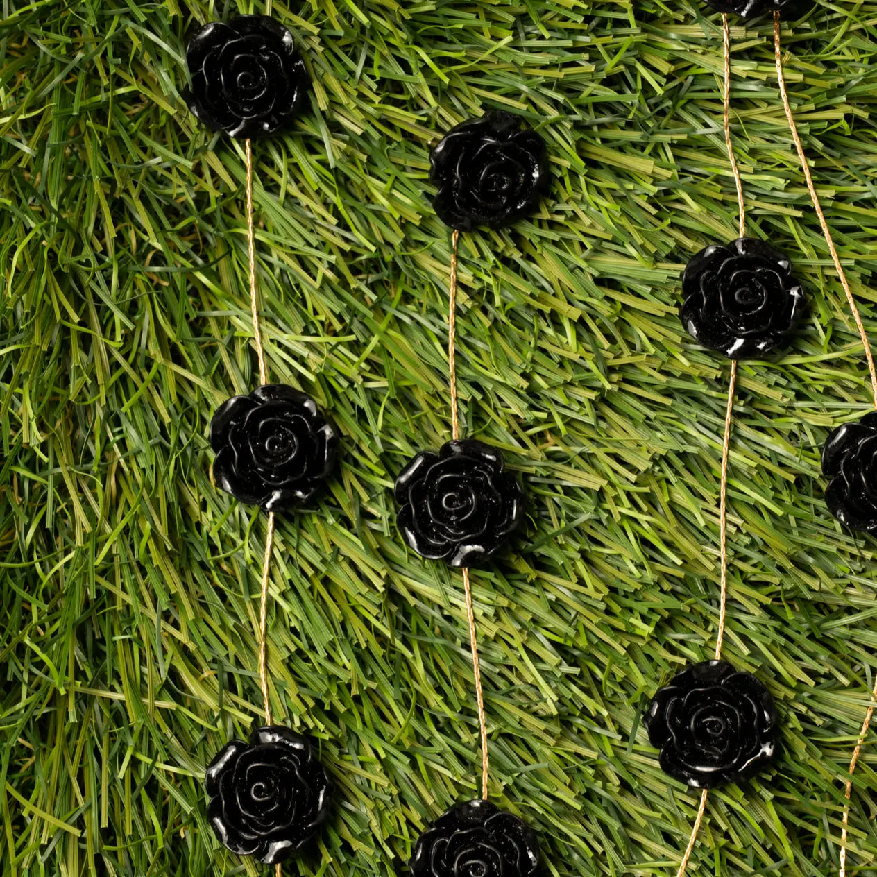 Pendientes Rociera 3 Flores Negro