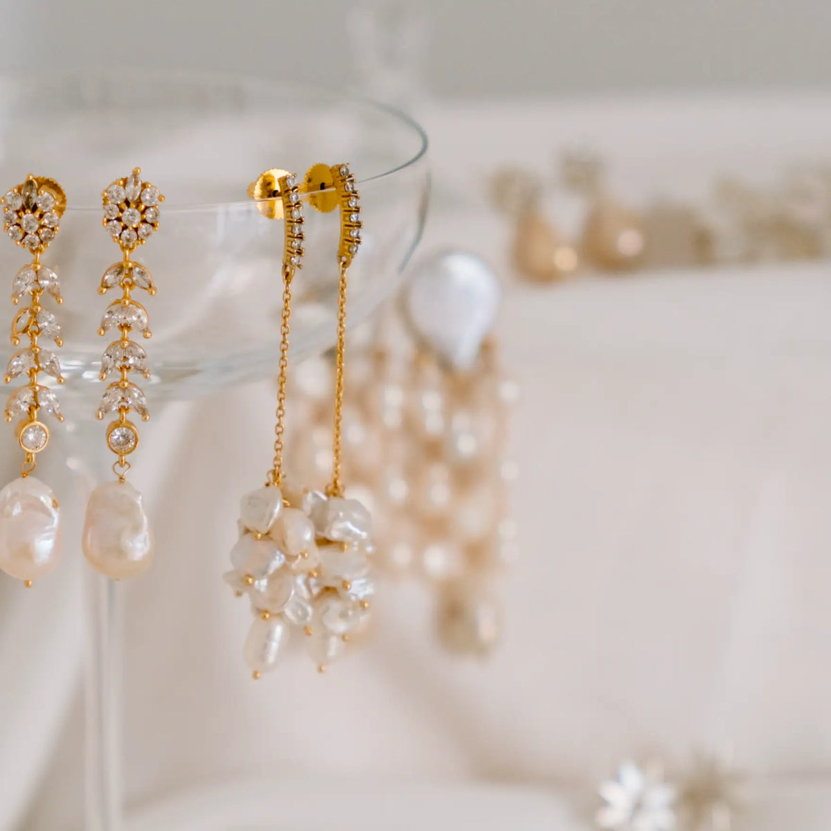 Pendientes Glicina Shine Cadena Perlas