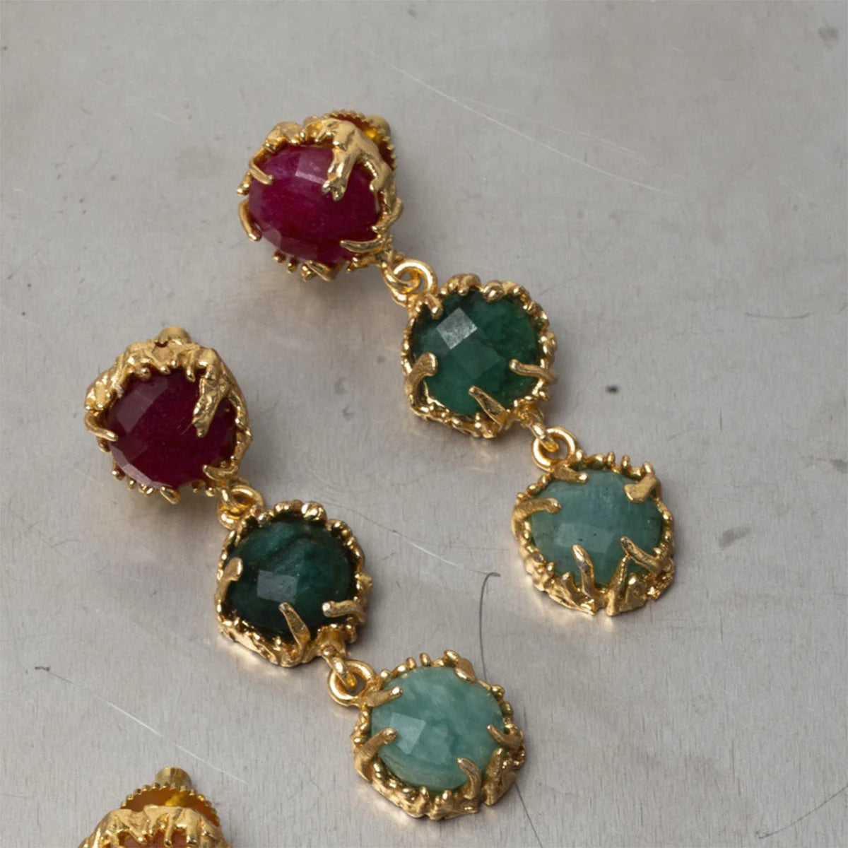 Pendientes Triología Rubí, Verde y Verde agua amazonita