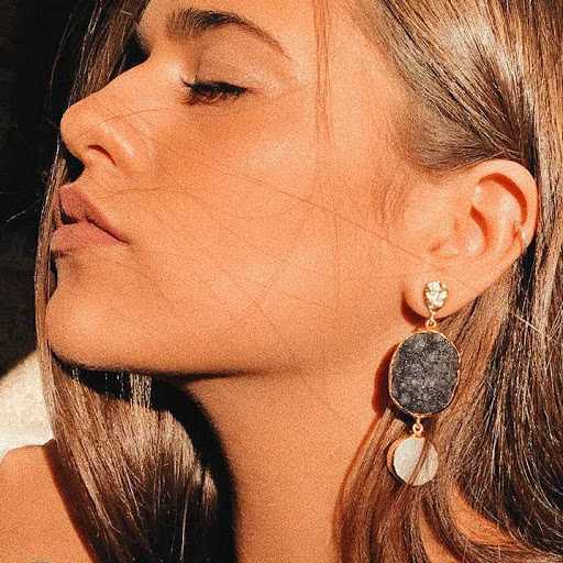 Pendientes Saphiro Negro y Blanco