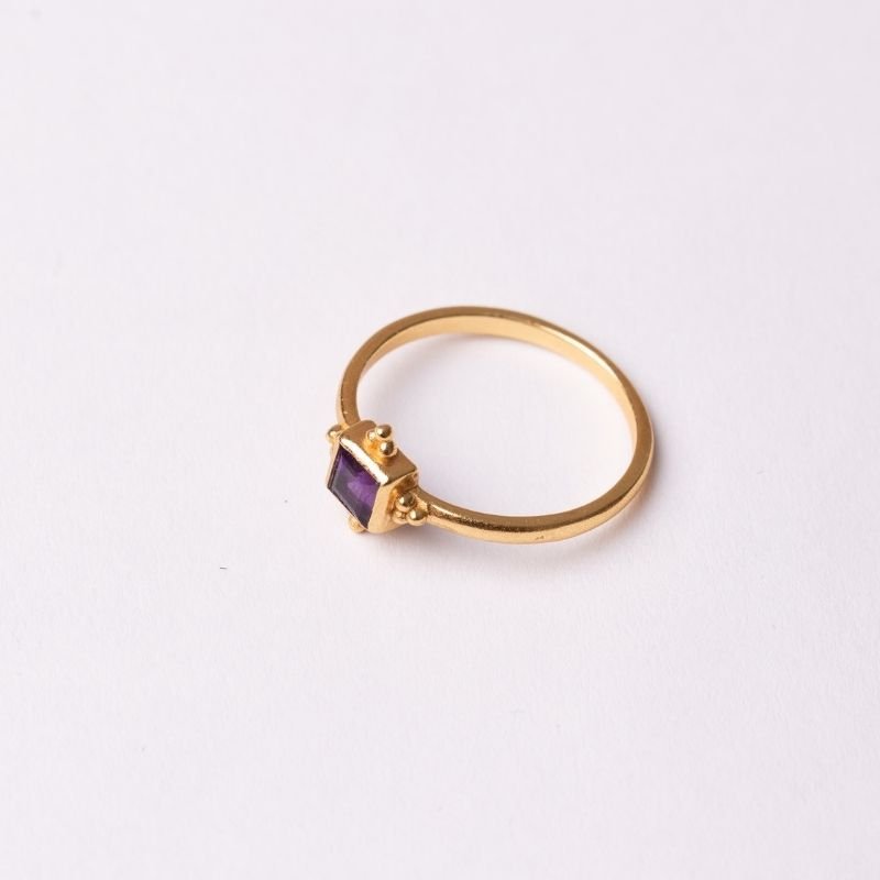 Anillo Cuadrado Morado Ed. Limitada