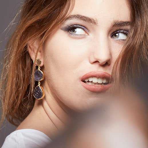 Pendientes Acanthus Negro