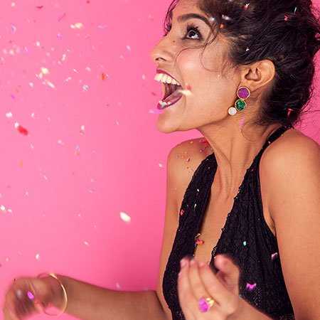 Pendientes Amiran Fucsia. Verde y Blanco