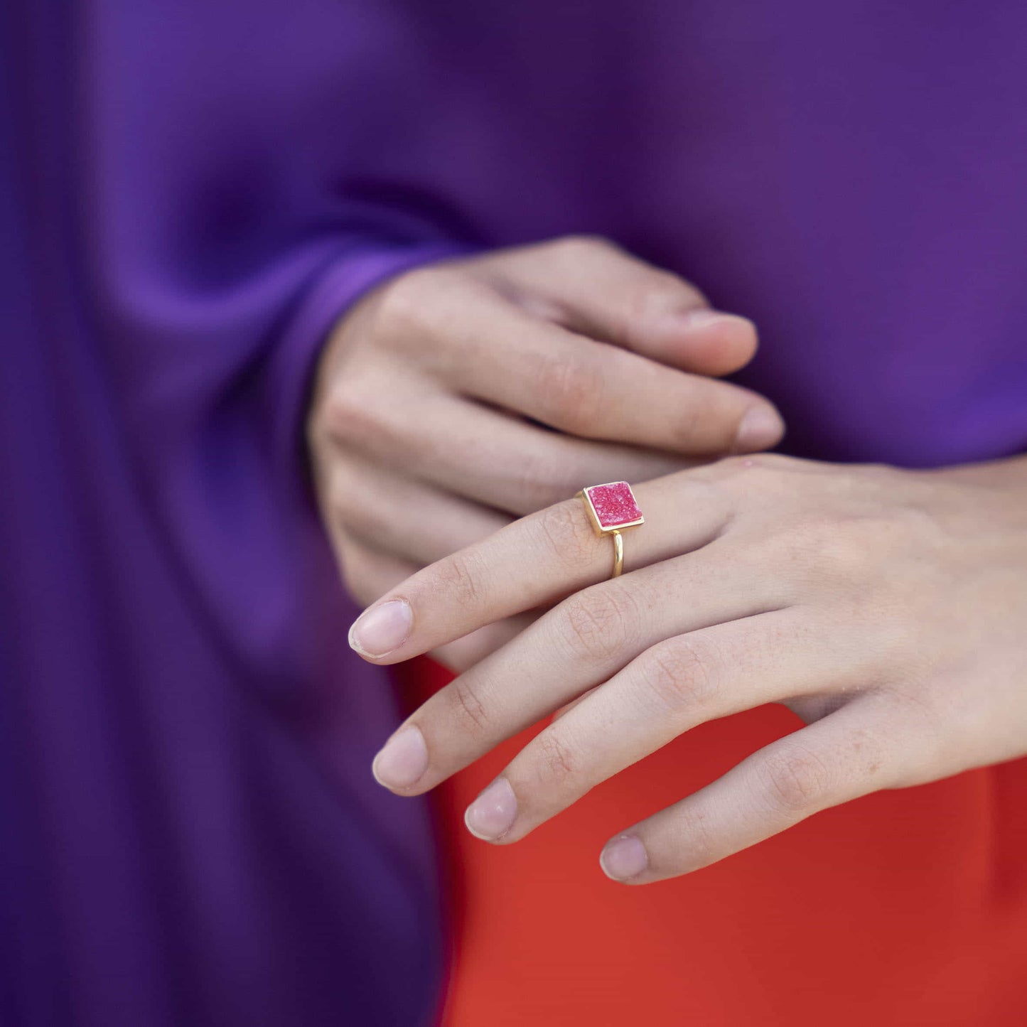 Anillo Brooklyn Burdeos rosado