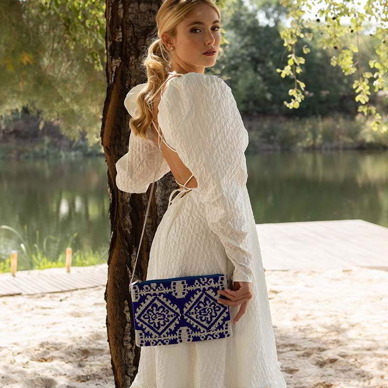 Bolso Cierre Karwar Azul y Blanco