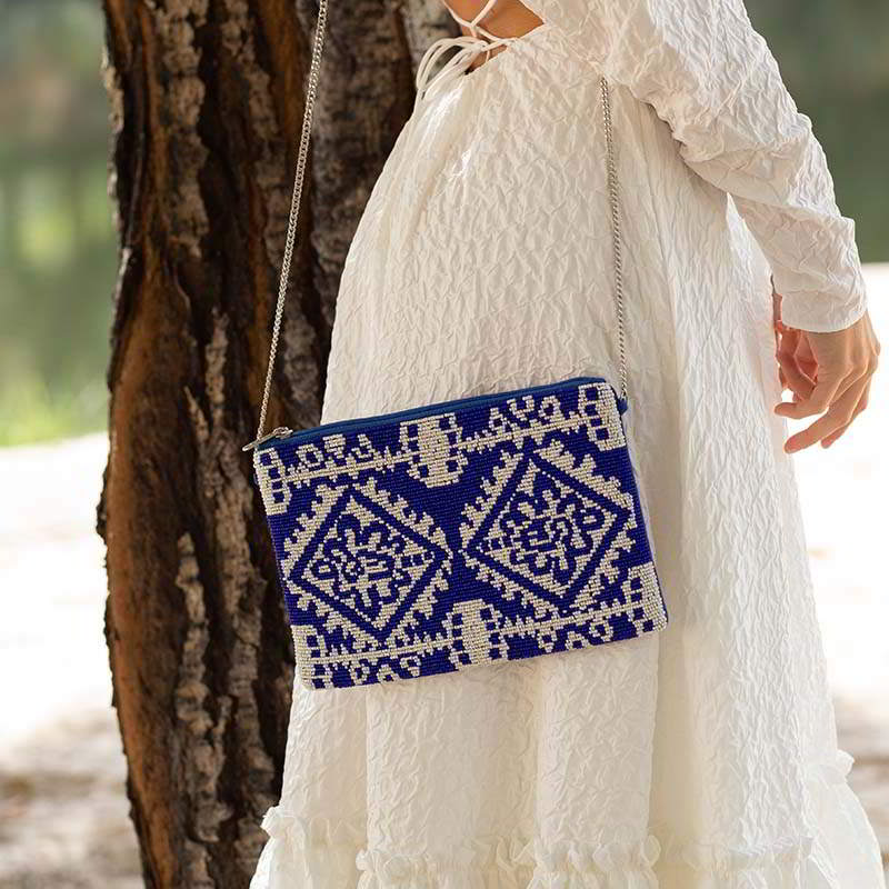 Bolso Cierre Karwar Azul y Blanco