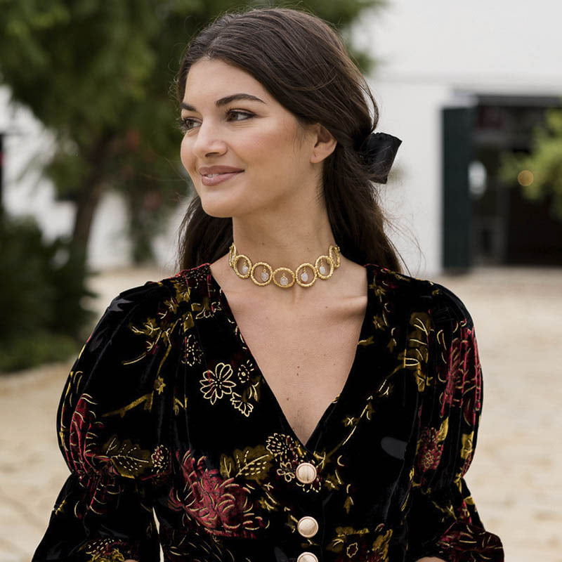 Choker Narinari Piedra Lunar