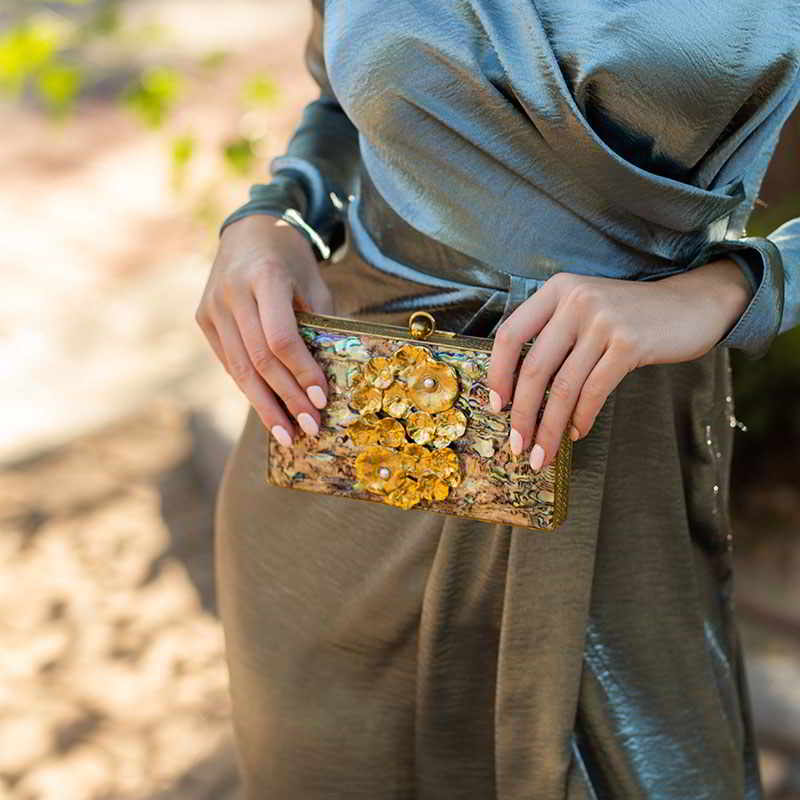 Clutch Deluxe Panaji Abalone
