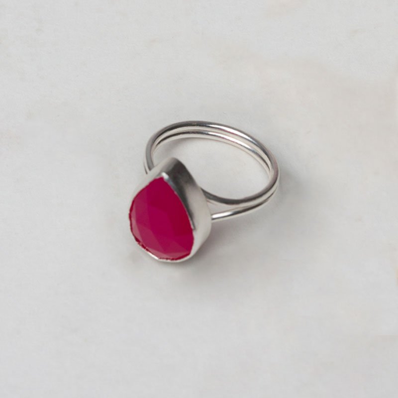 Anillo Caveto Pulida Plata Fucsia