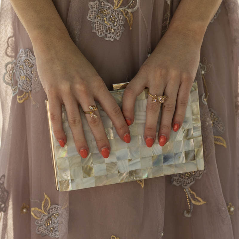 Clutch Niemeyer Nácar