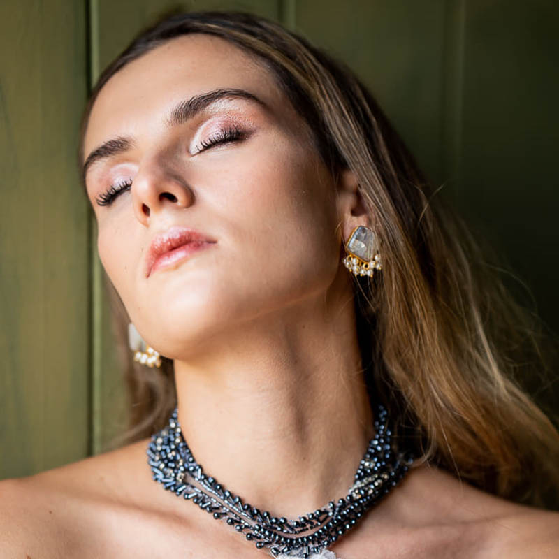 Pendientes Bosra Gris perlas