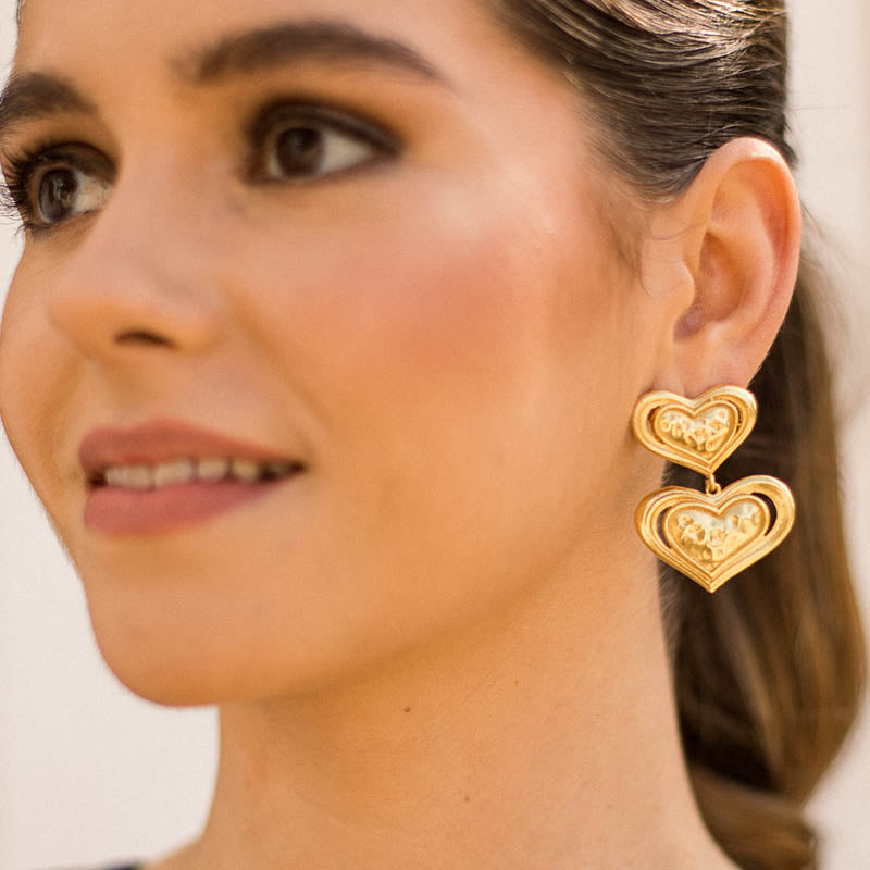 Pendientes Hathor