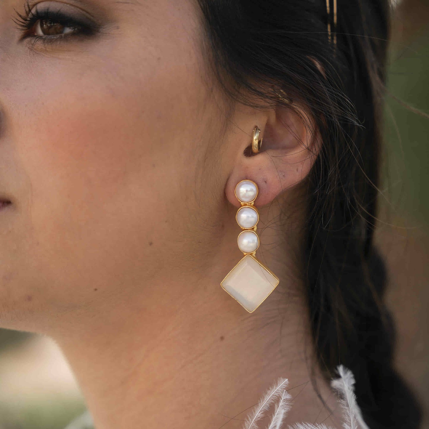 Pendientes Madi Perlas y Crema
