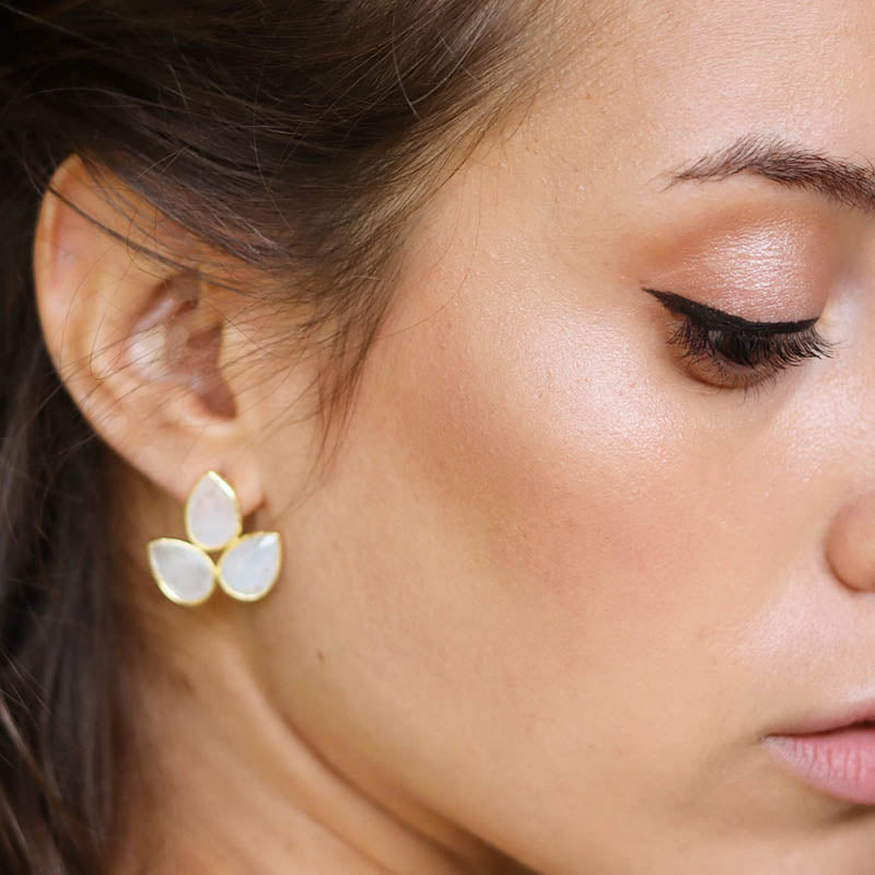 Pendientes Mini Yoga Ed. Limitada Blanco