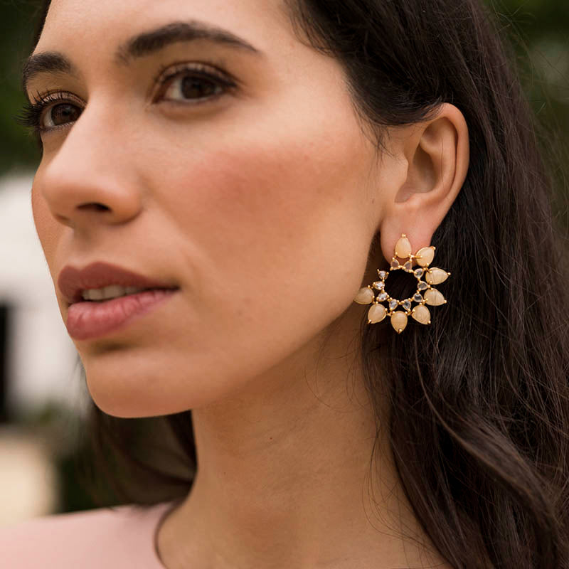 Vintage Pendientes Roleo Crema