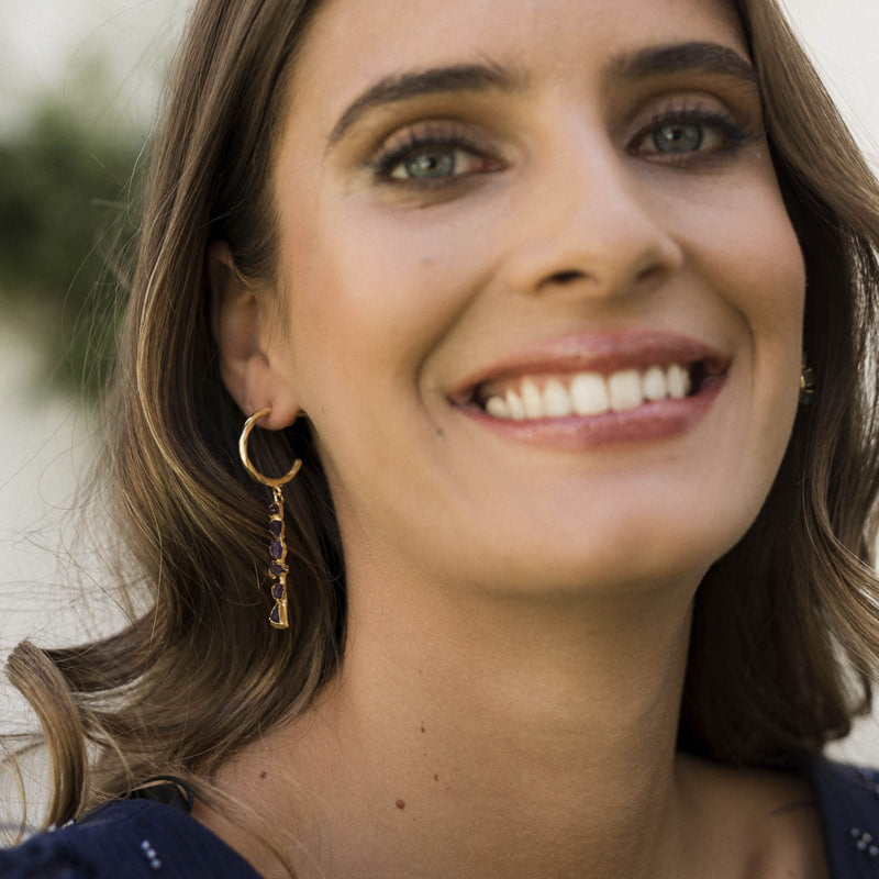 Pendientes Aros Vau Morado oscuro