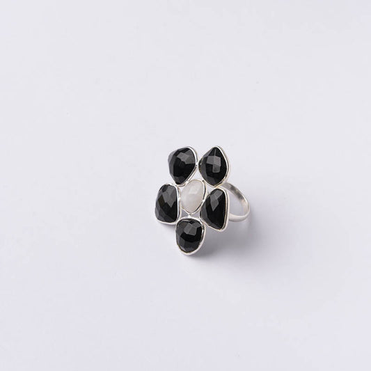 Anillo Blume Ed. Limitada Plata Negro y Piedra Lunar