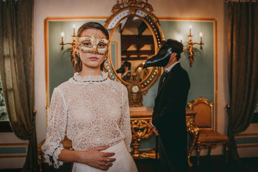 UNA BODA CON MÁSCARAS DE CARNAVAL VENECIANO