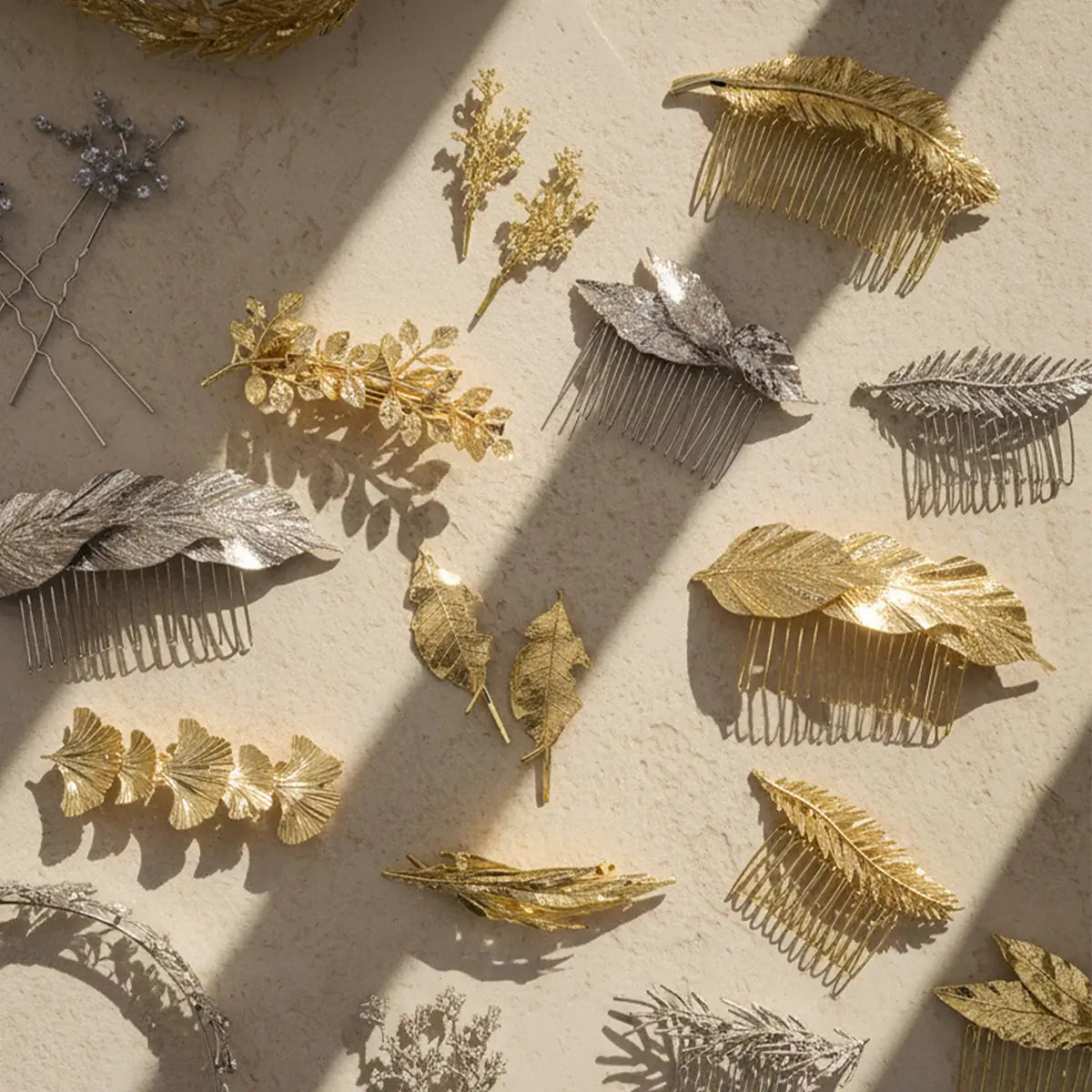 Peinecillo Grande 3 Hojas Selene Oro