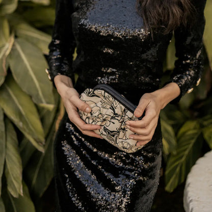 Bolso Nube Pequeño Scena Flor de línea Beige y Negro