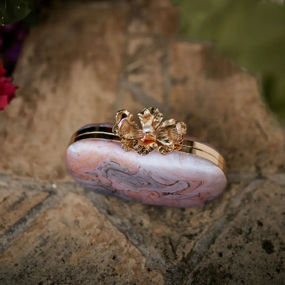 Bolso Ovalado Flor Garra Print Art Beige y Azul Grisáceo