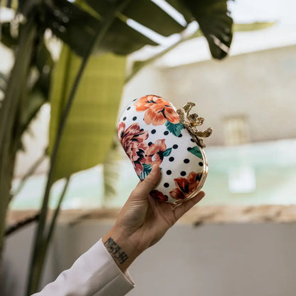 Bolso Ovalado Flor Garra Print Art Lunares Blanco, Negro y Rojo