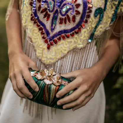 Bolso Ovalado Flor Garra Print Art Verde tropical