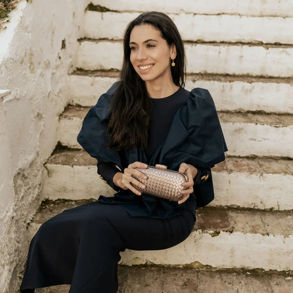 Bolso Ovalado Lennot Tessella Bronce Rosé Metalizado