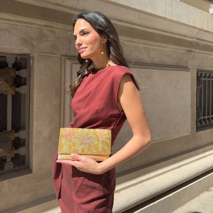 Bolso Sobre Petalina Dorado