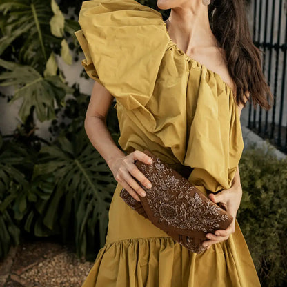 Bolso Sobre Sabina Marrón