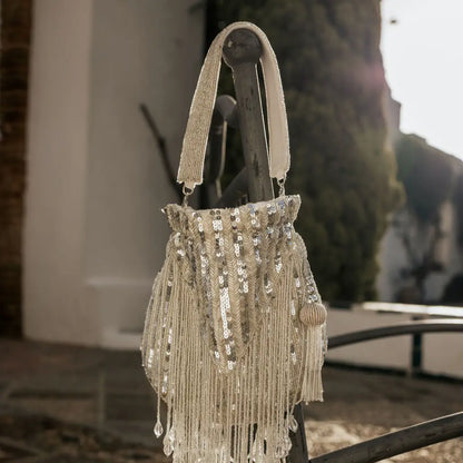 Bombonera Campano Flecos Plateada