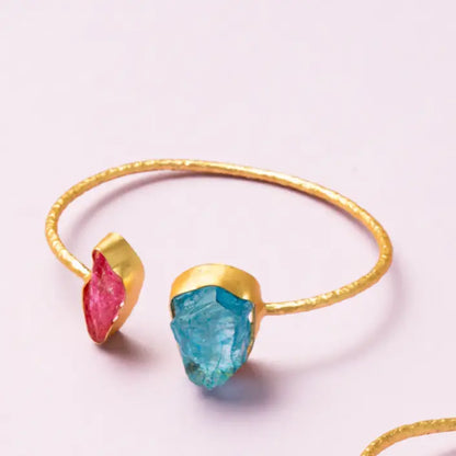 Brazalete Caliza Rough Azul turquesa y Fucsia